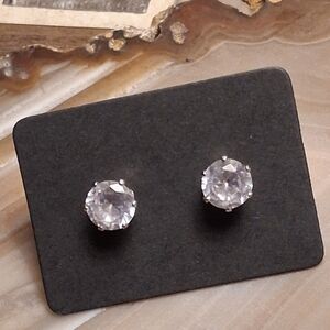 Sparkling Clear Crystal Round Stud Earrings - Women Jewelry